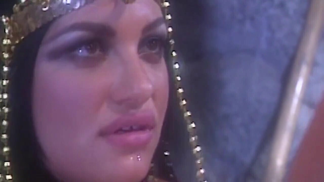 Hot Retro Fuck with Faraon's Slut