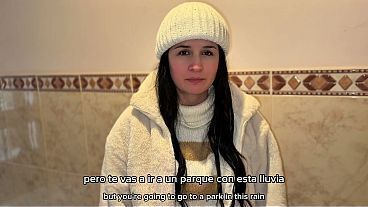 Invito a mi casa a chica desconocida del metro y terminamos follando