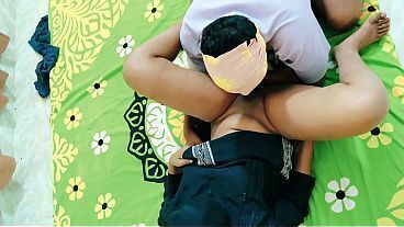 Desi aunty fuck by desi boy