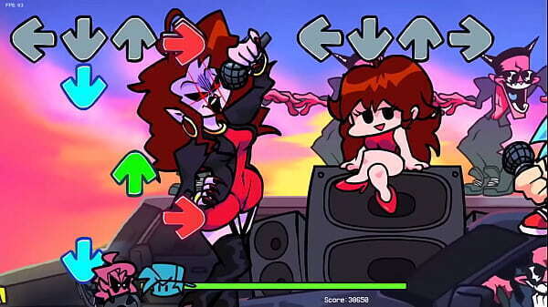 Novinho dotado fudendo a buceta da sogra na frente da namorada