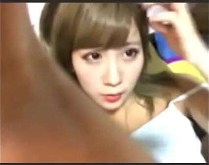 コスプレイヤーのオフ配信