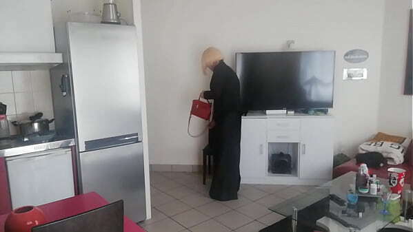 Secr&eacute_taire la suceuse