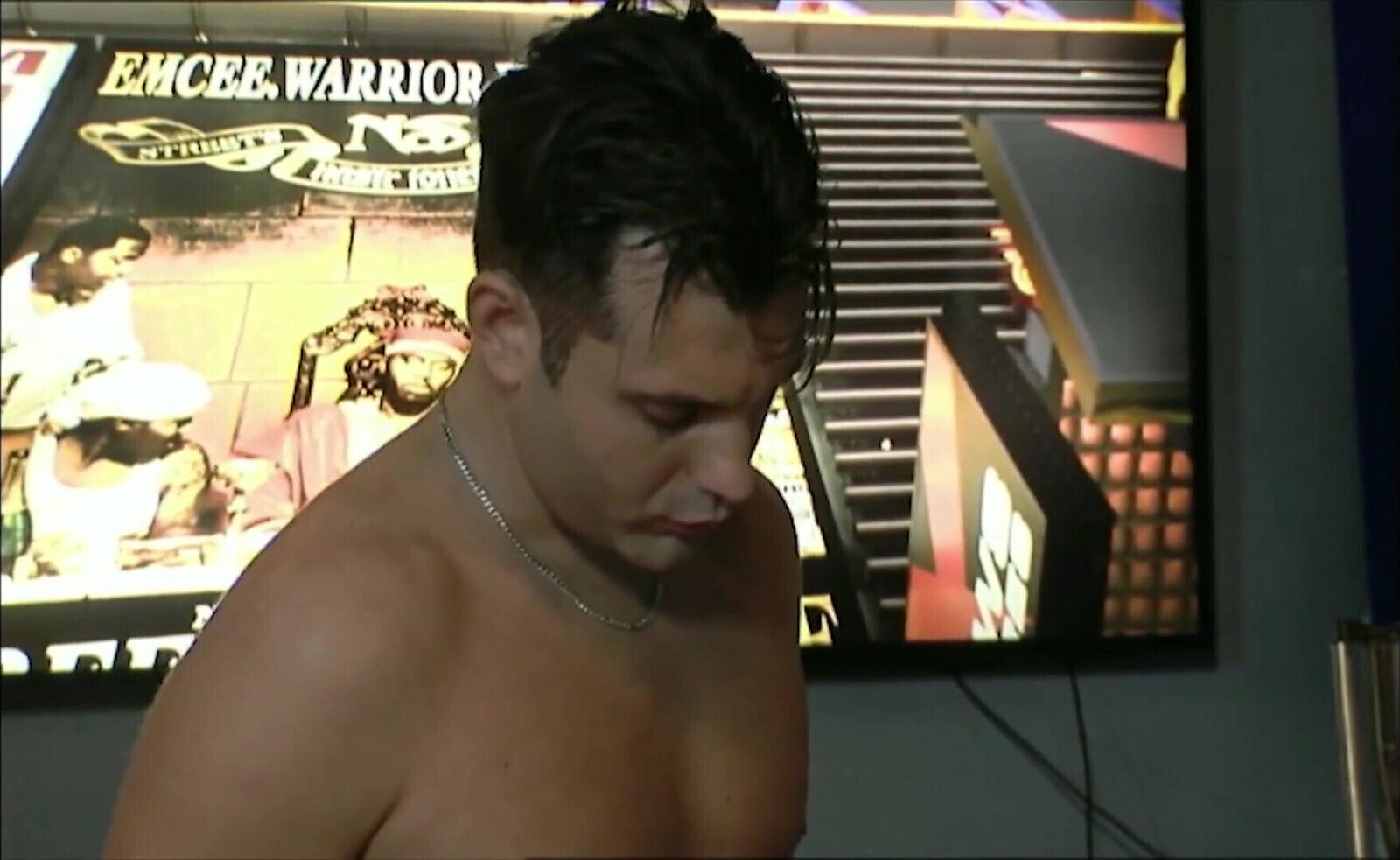 Blonde likes cum on her face