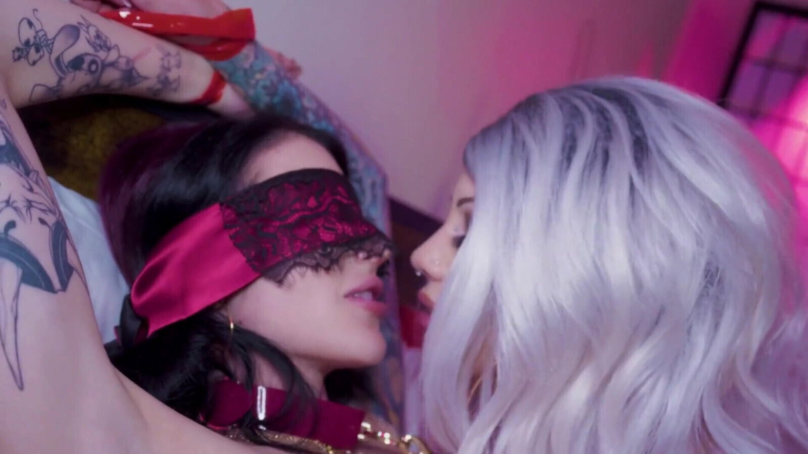 108 Minutes of Horny Sluts - Visions: Luna Luxxx - Full All-girl Movie