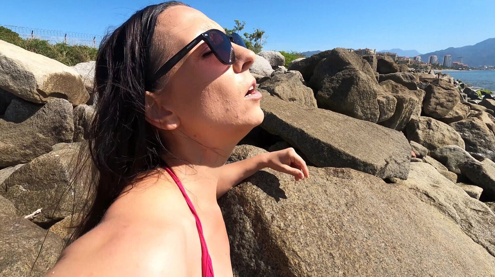 Let Your Hot Cream Squirt Into My Mouth!