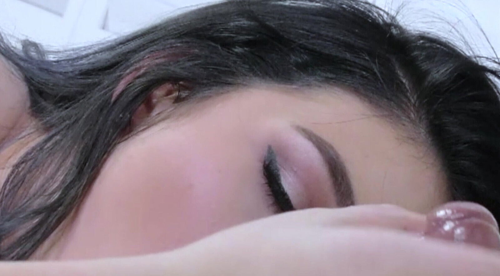 Student Seduces Her Teacher