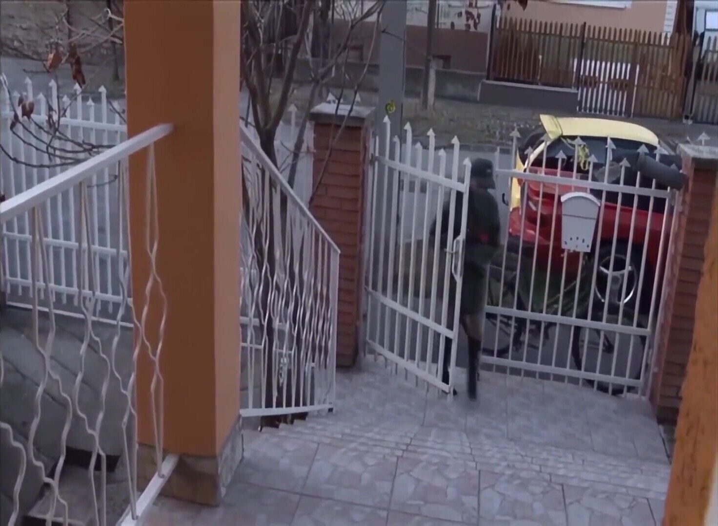 Interracial Lesbian Sex with Pregnant Woman