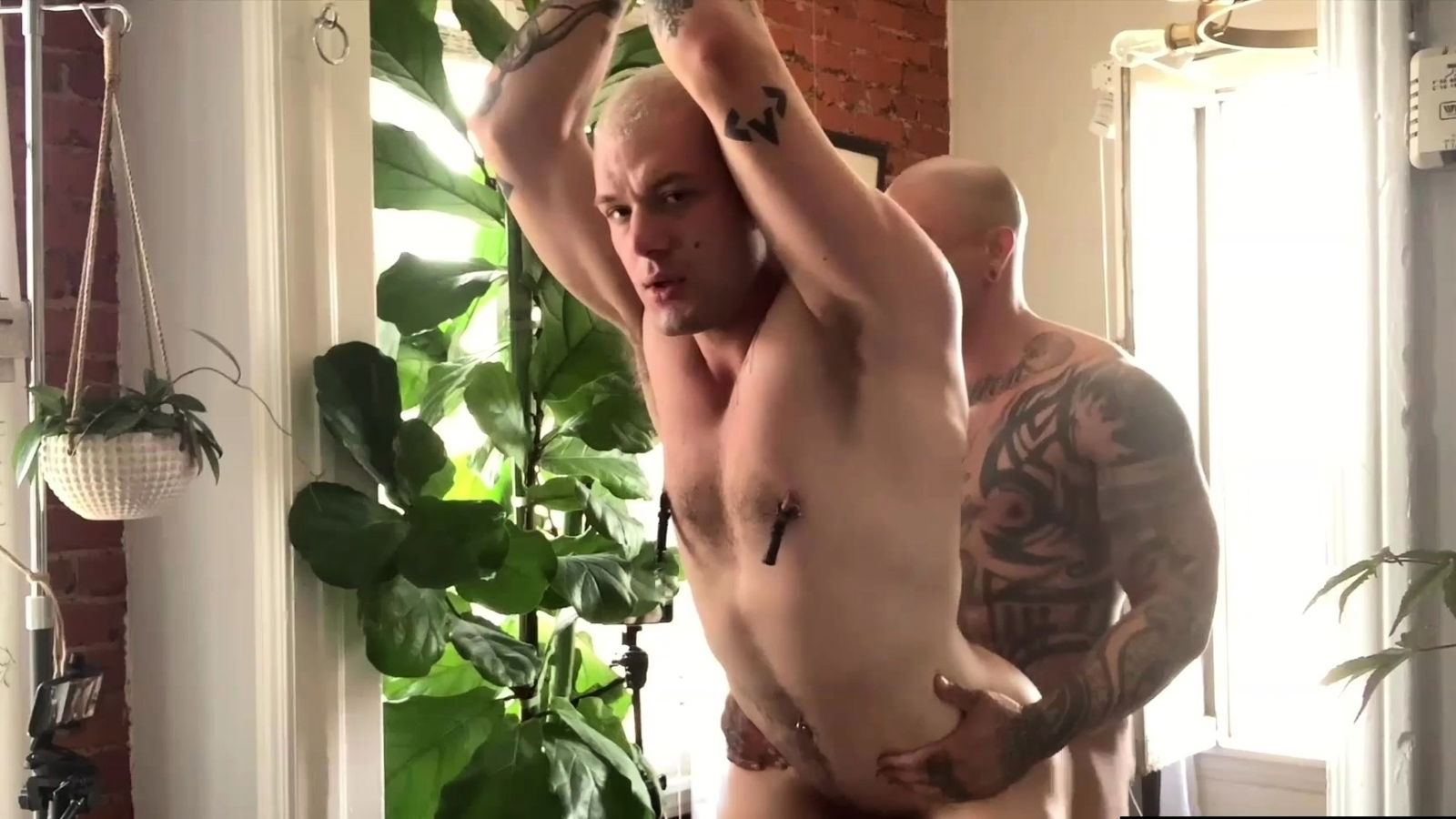 Bound Gunnar Gates Takes Damian Dragon Huge Dick