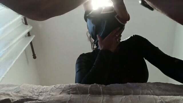 Milf endures a rough 10-minute face fuck with a big cock and huge cumshot.