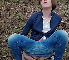 Clitty play casual Annemieke