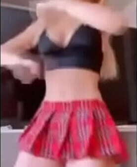 CHICAS SEXYS DE KWAI DESNUDAS PERREANDO