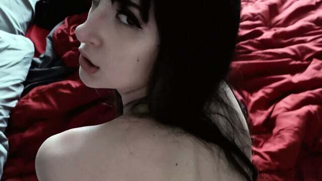 With A Slender Body, A Lush Bust, Awesome Butt, She Is Sexy From Toe