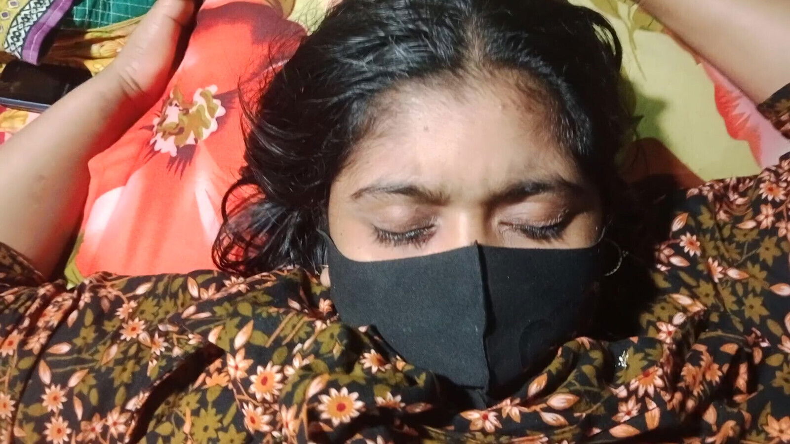 Big Ass Bangladesi Mom Showing Her Ass, Chubby Gets Fucked Hard By son