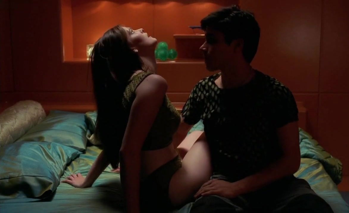 Lexa Doig,Melyssa Ade,Kristi Angus,Melody Johnson,Kaye Penaflor,Tania Maro in Jason X (2002)