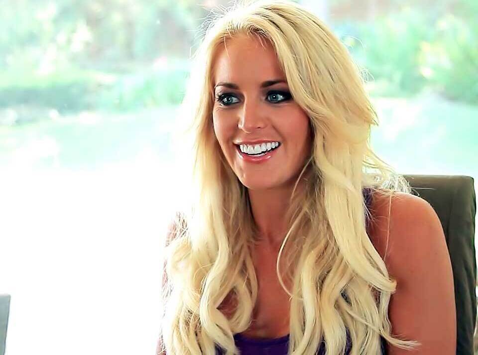 Lindsay Love - Naked Chef