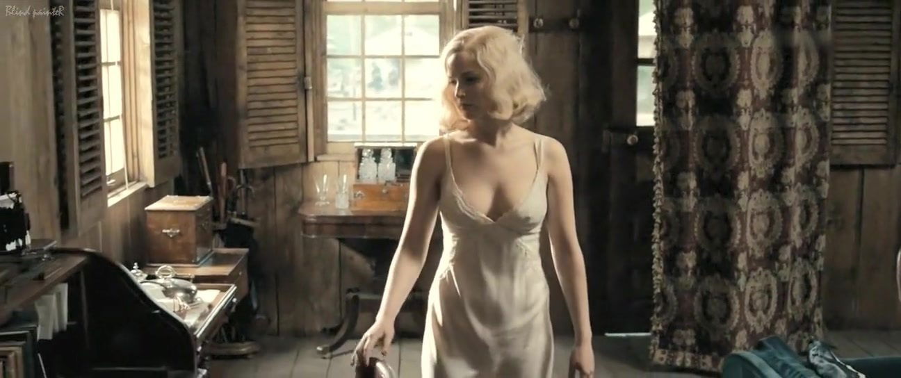 Serena (2014) Jennifer Lawrence