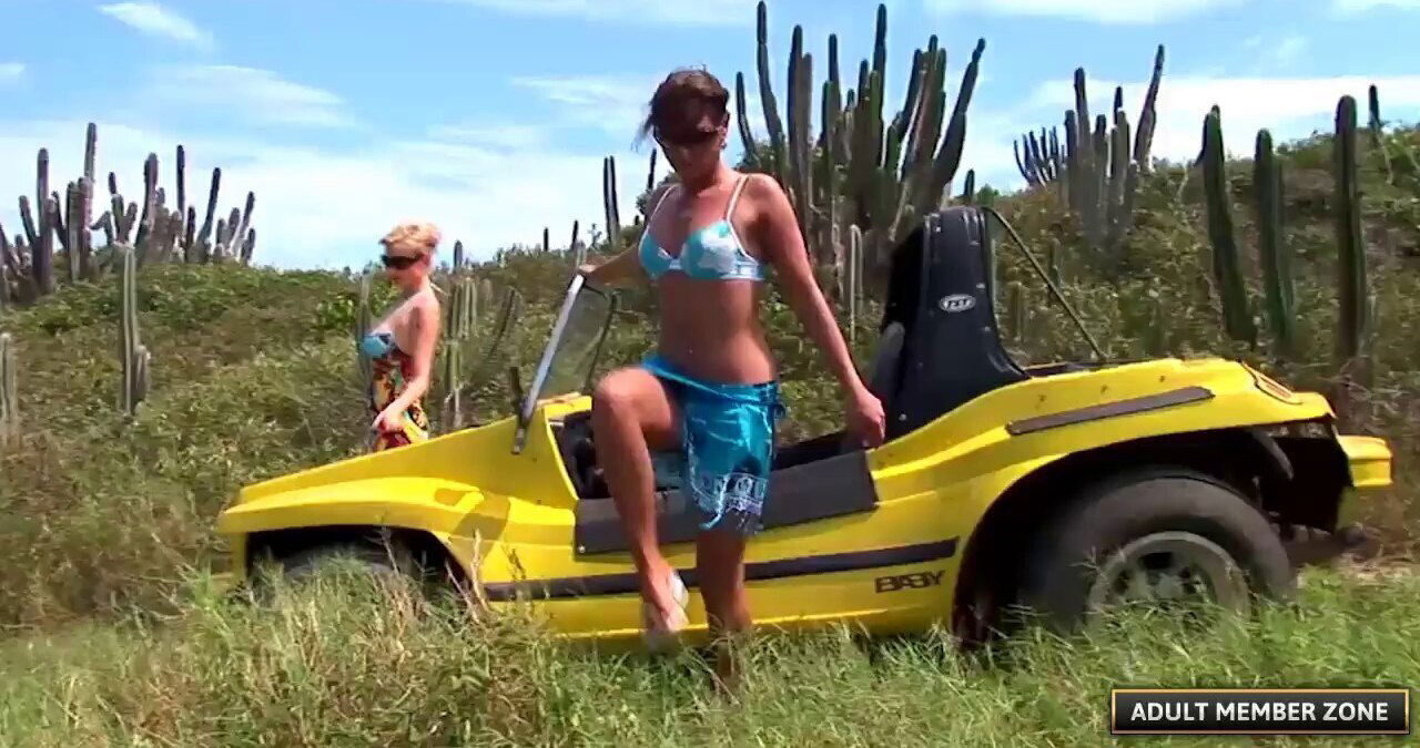 Anal threeway with cock-craving Aneta Smrhova at the beach