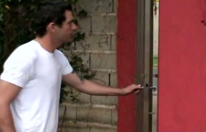 Fucking Shemale By The Swimming Pool