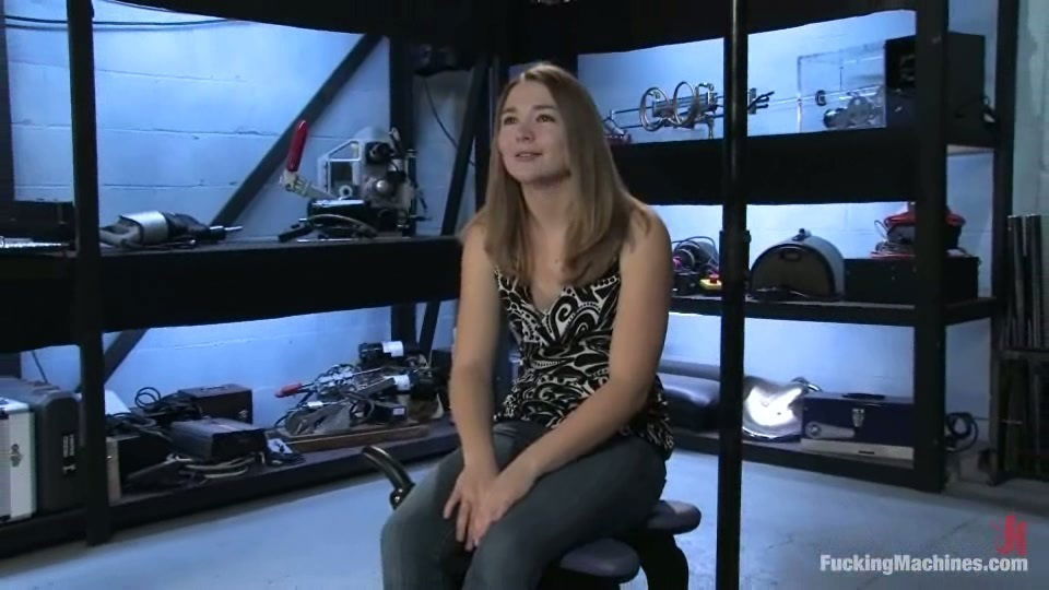 Horny Savannah West toys herself and gets drilled by a machine
