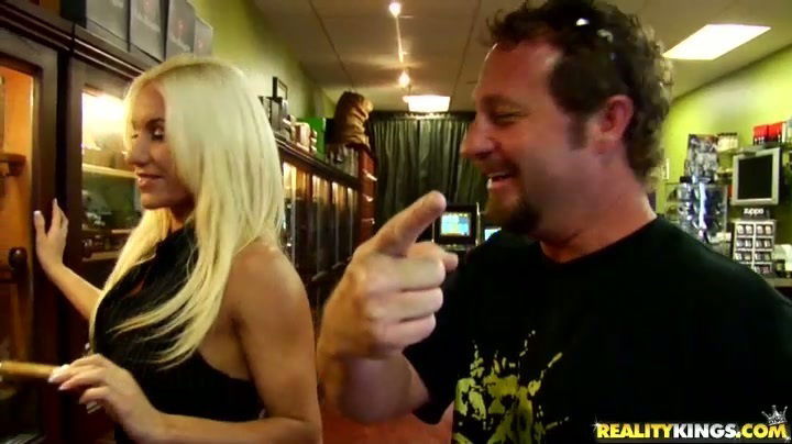 Ashley Starr gives head and has ardent doggy style sex