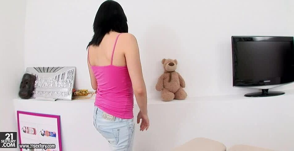 Playful Evelyn Cage gets pounded video