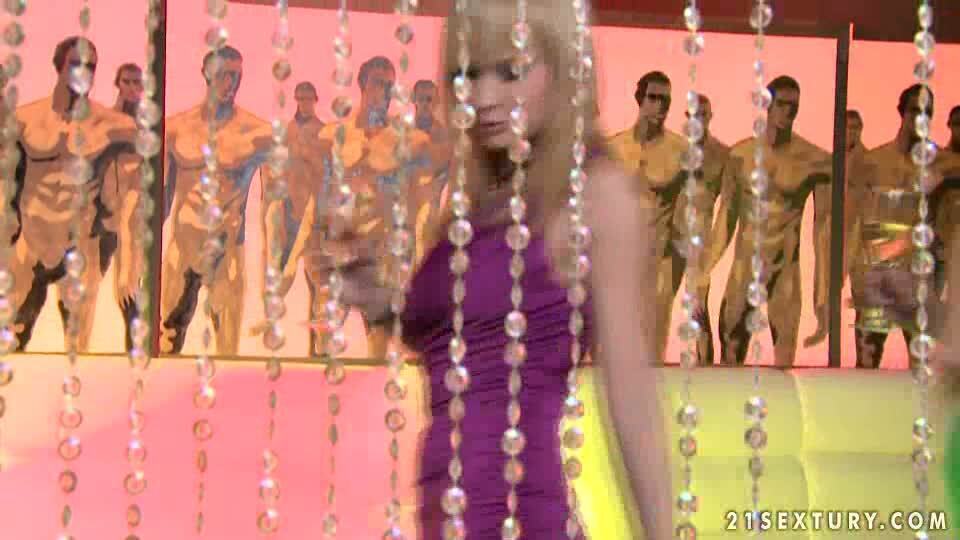 Abbie Cat, Anita Pearl Love have lesbian