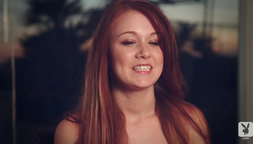 Leanna Decker Strips Bikini Gets Nude