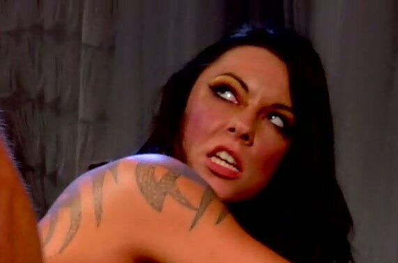 Slutty brunette Chase Evans gets fucked missionary position