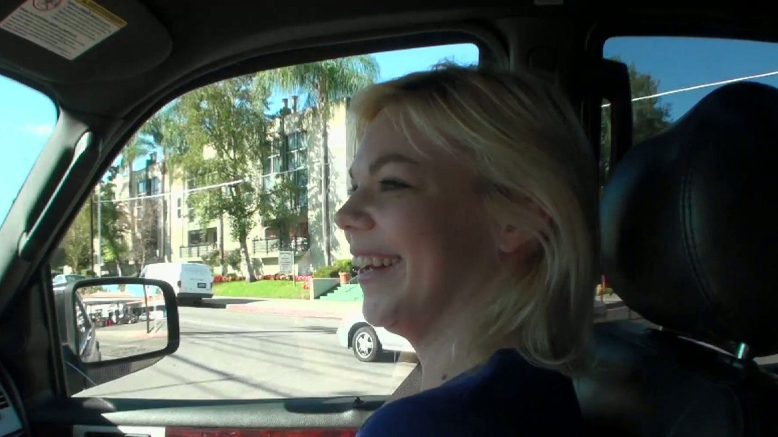 Kinky blonde whore Alice Frost gives blowjob