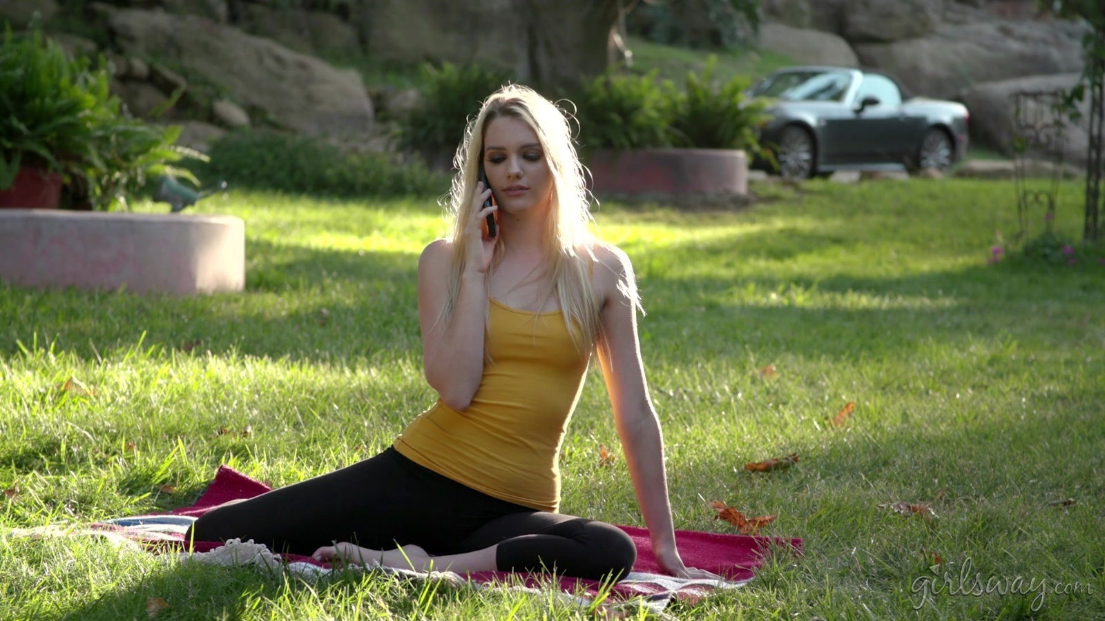 Licking each other's pussies makes both Vienna Rose friend happy