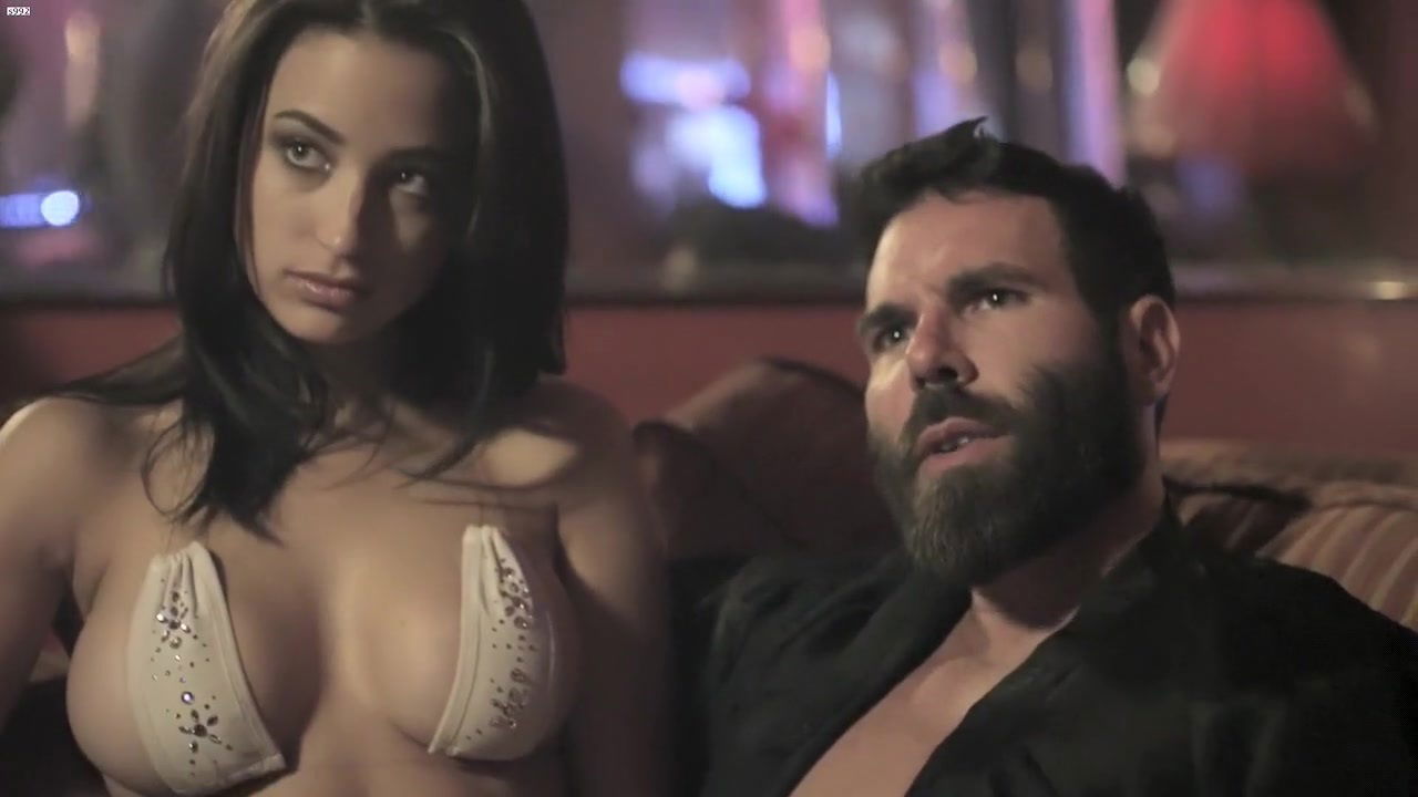 Cat Run 2 (2014) Kamille Leai, Tatum Miranda and Other