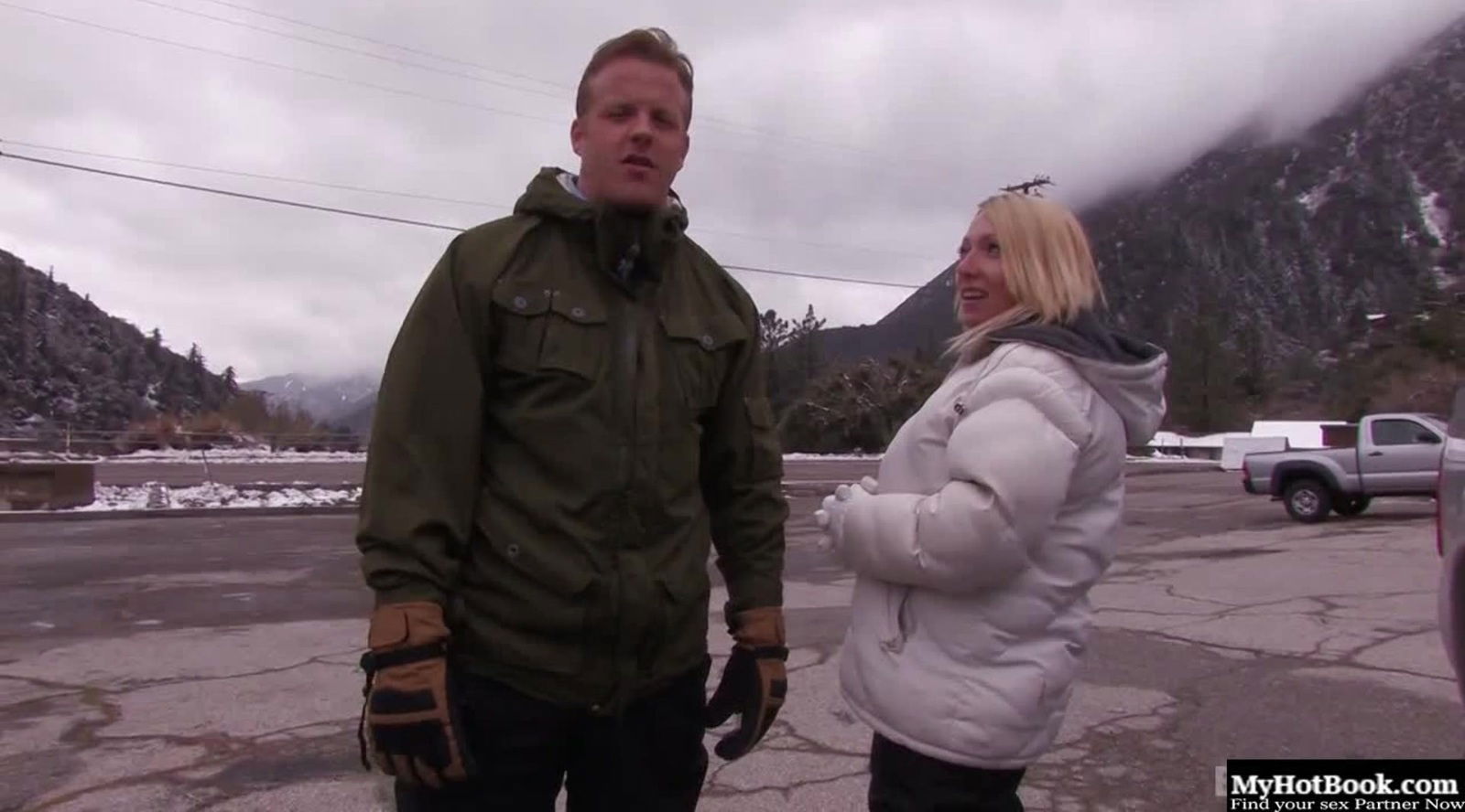 Tegan Riley blonde carpet matches