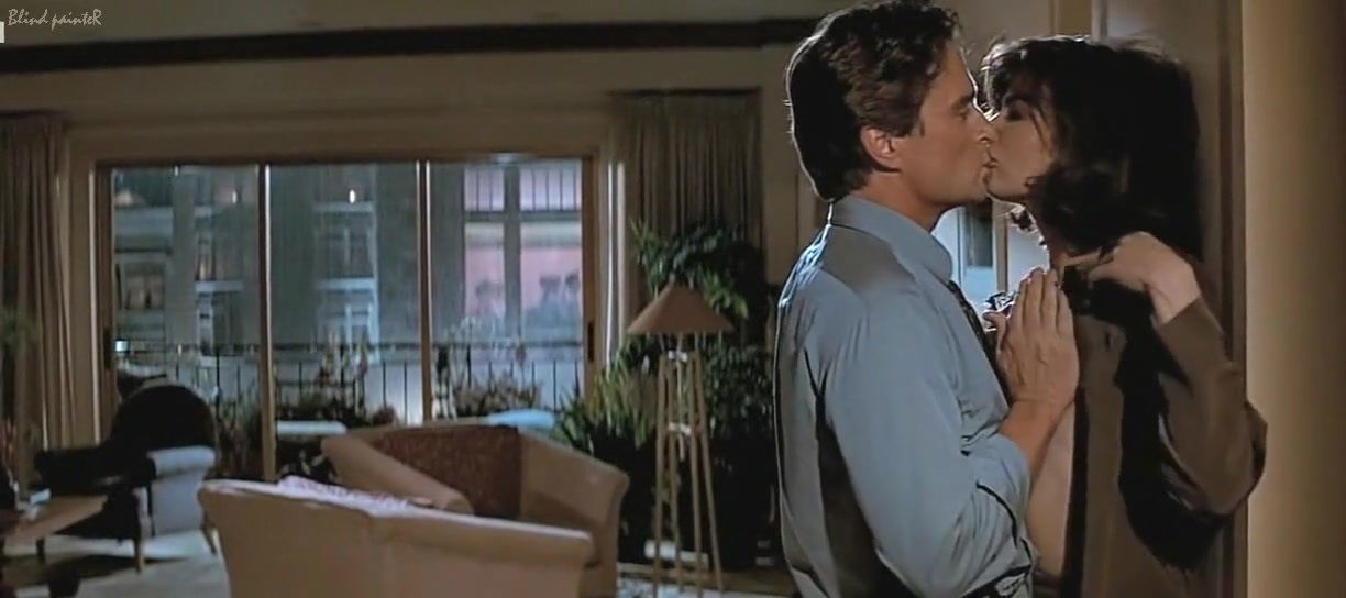 Basic Instinct (1992) - Sharon Stone and Jeanne Tripplehorn