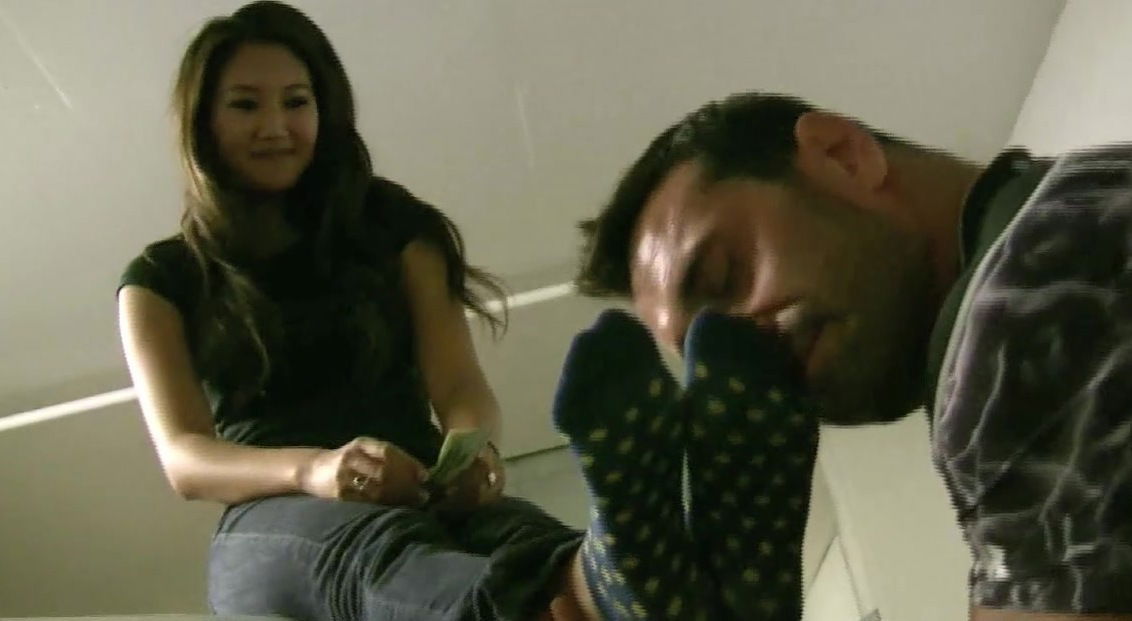 Sweet babe is humiliating her boyfriend