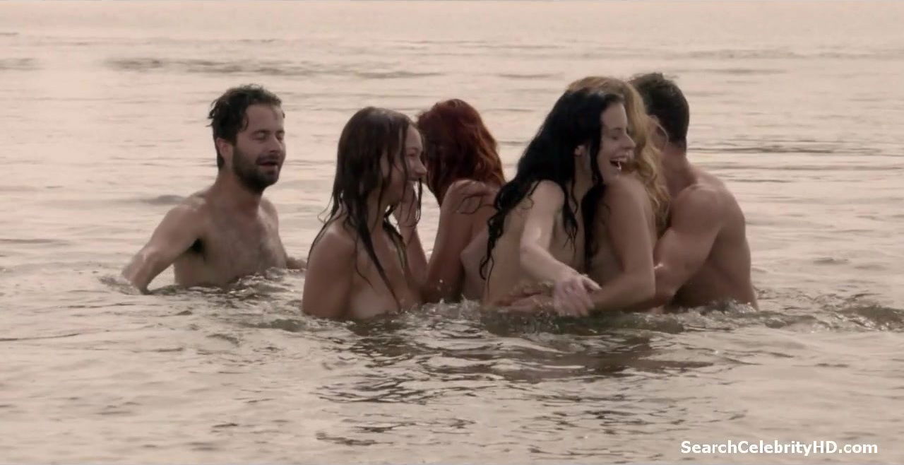 Taylor Sands, Moore, Danielle Rose, Sylwia Kaczmarek Picture Beauty (2017)