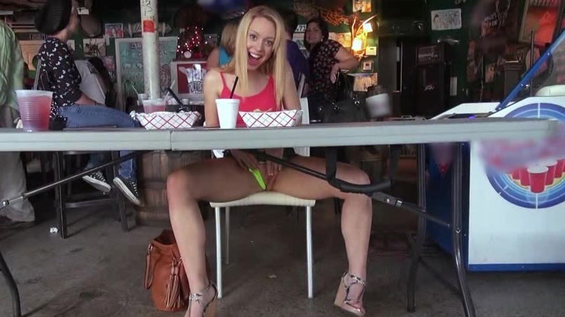 Lucy Tyler gives deep blowjob