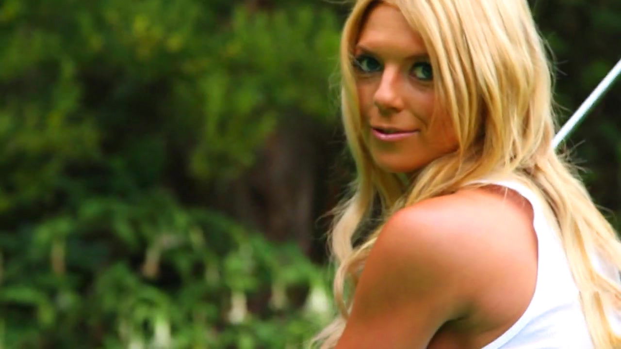 Jessica Marie Love poses green field grass