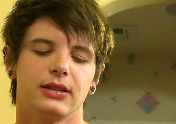 Dustin Cooper penetrating mouth Timo Garrett