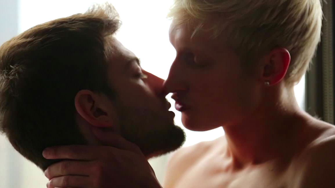 Bravo Delta gives blowjob Carter