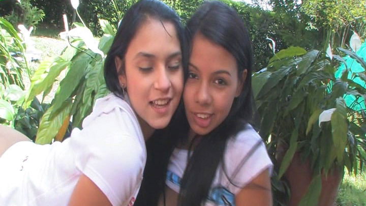 Spice getting puss sucked Isabella Martinez