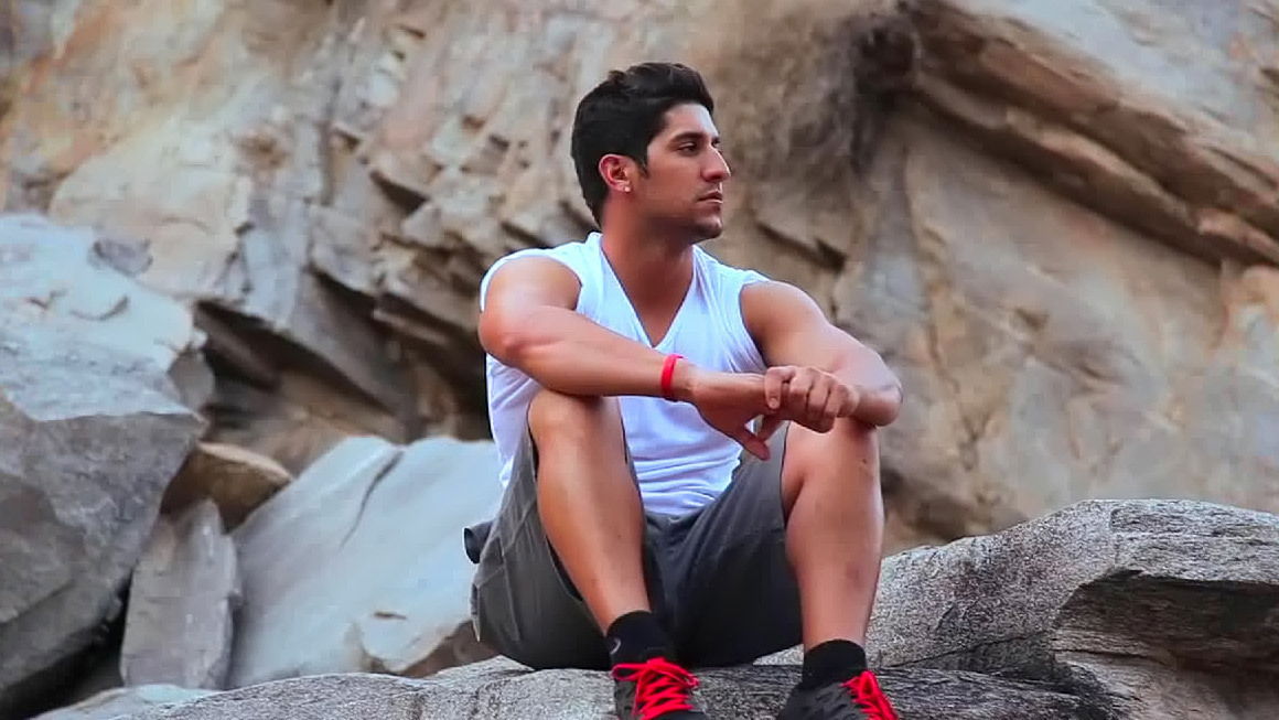 Alex Vaara is making hardcore blowjob