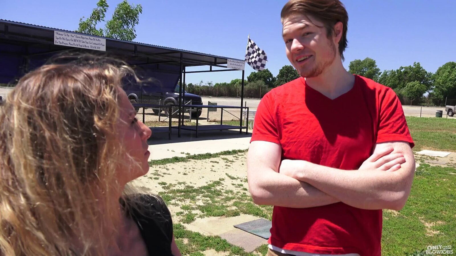 Luscious Summer choking Jake Jace's knees