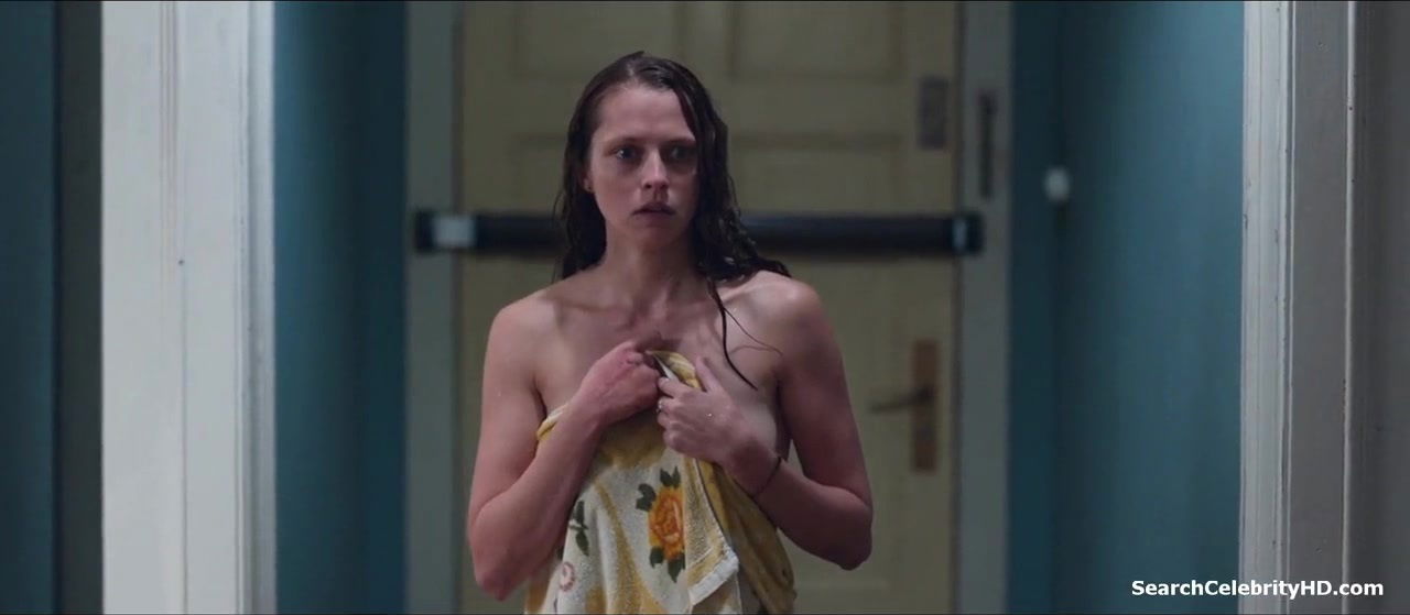 Teresa Palmer - Berlin Syndrome (2017)