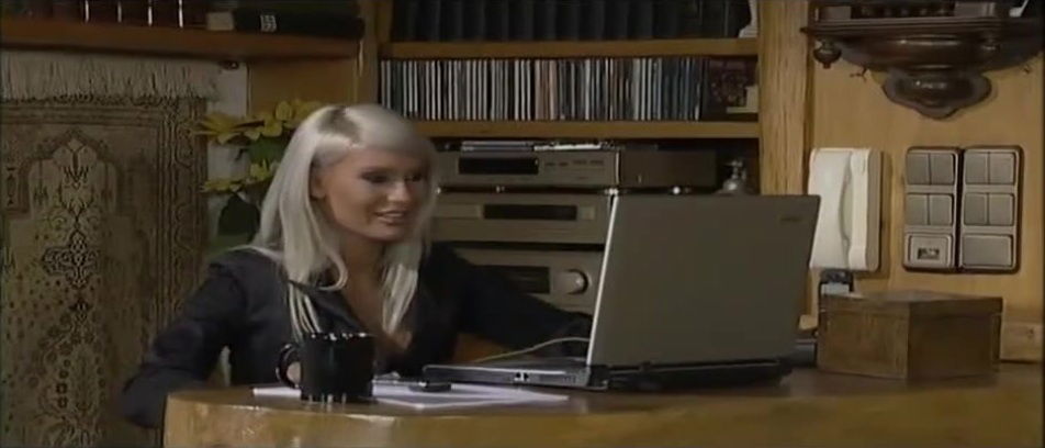 Blonde tight anal blasted hardcore roughly while yelling