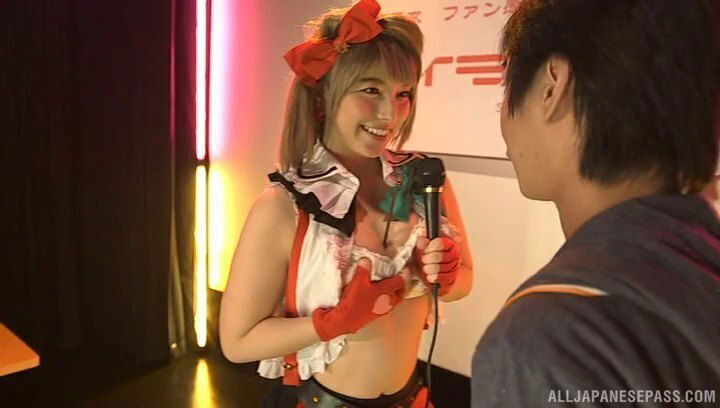 Kinky Uehara would like some amazing sucking