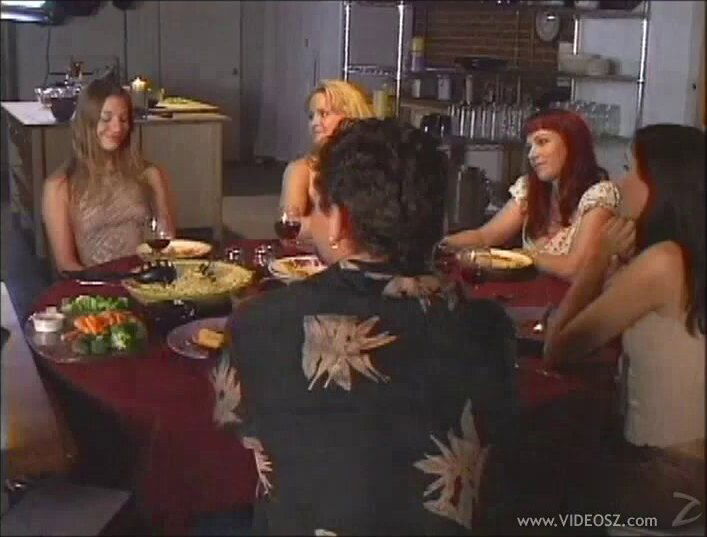 Sexy porn sluttie Wendy Divine bounced hard to a horny hot man’s dick