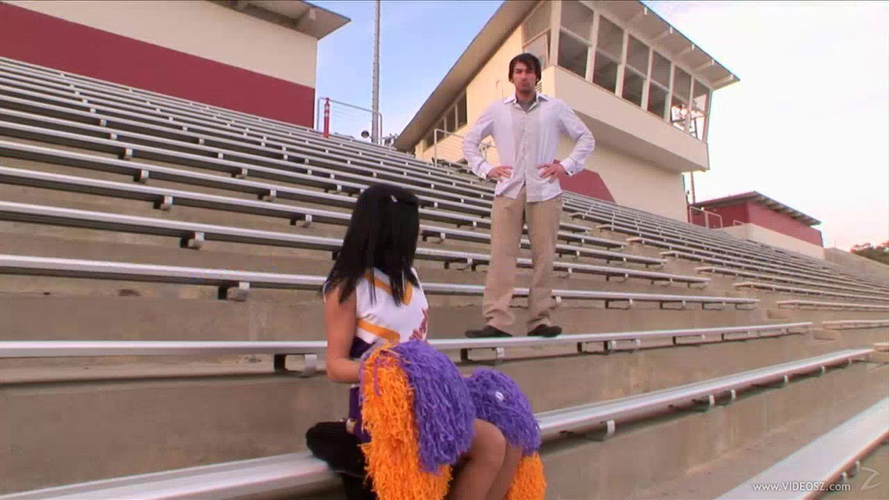 Ellington gets pussy licked banged cheerleader's unifrom before facial