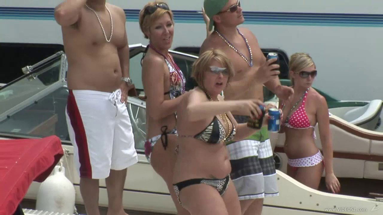 Babes yacht showing pussy bikini