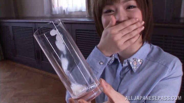 Cute Azusa Itagaki gives a blowjob and enjoys the cumshot