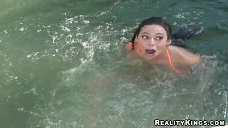 Fabulous Aarielle Goes Extremely Hardcore In A Yacht